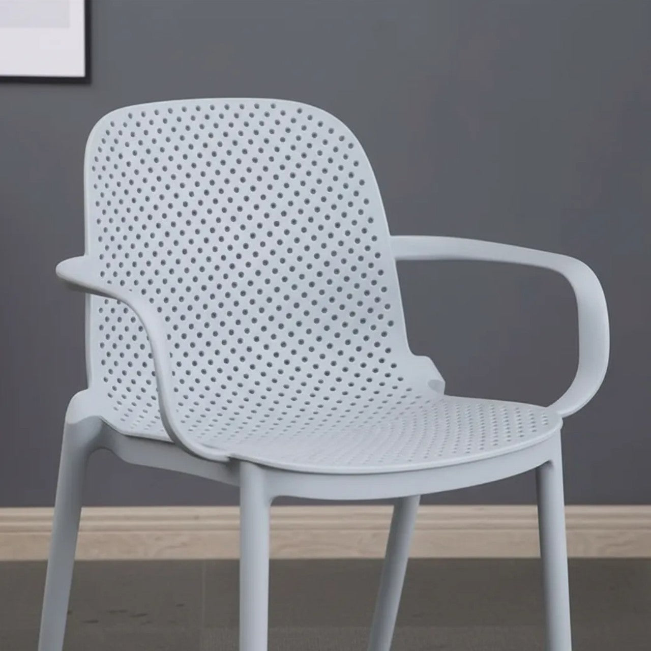 Silla Berlin C/Posabrazos Gris Claro 40x57x81 cm - Be-eme Tienda Online