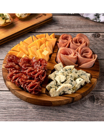 Bandeja de aperitivos con 4 divisiones