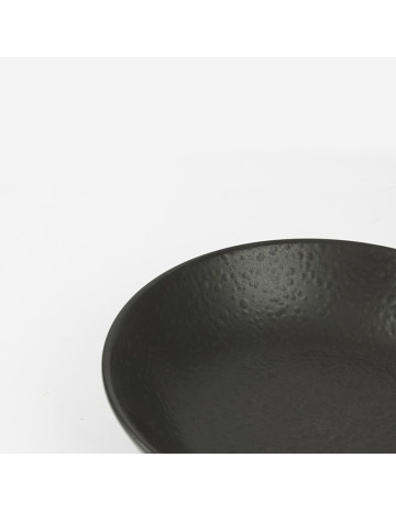 Bowl negro martillado 20cm 2