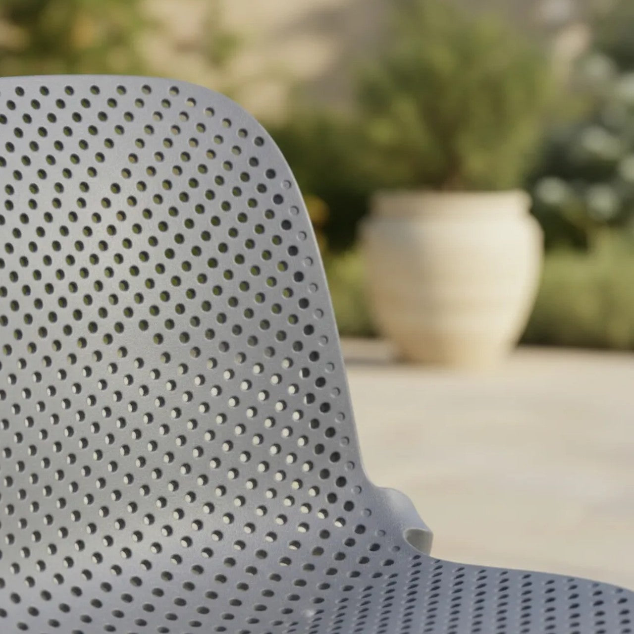 Silla Berlin Sin Posabrazos Gris Claro Pica - Be-eme Tienda Online